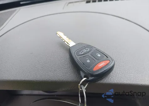 2005 Jeep Grand Cherokee Laredo z USA, uszkodzony, nr VIN 1J4GR48K35C556188